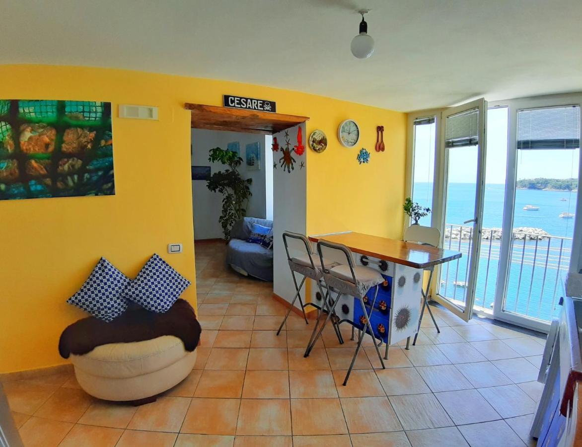 La Casa Azzurra Lägenhet Procida Exteriör bild