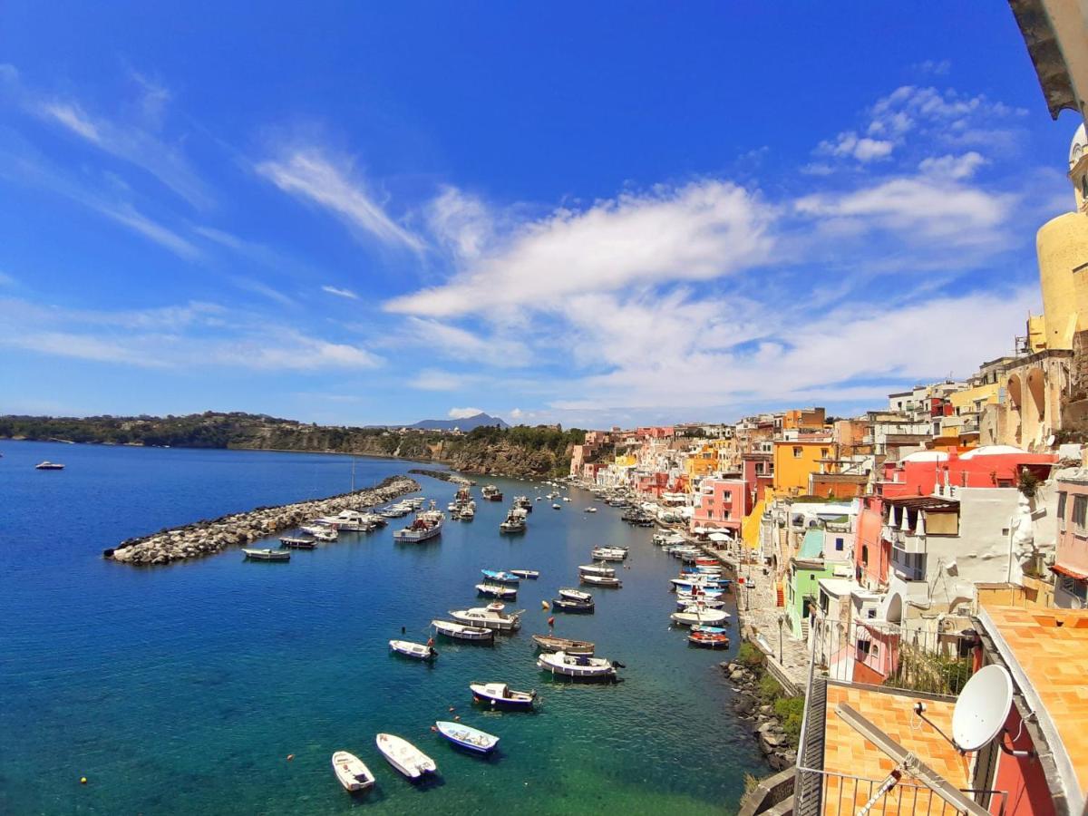 La Casa Azzurra Lägenhet Procida Exteriör bild