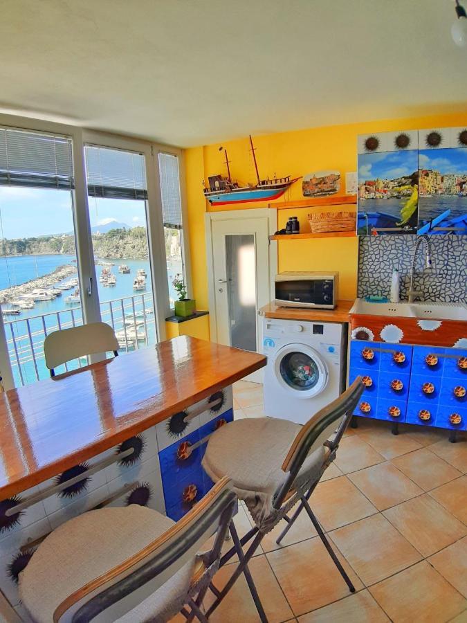 La Casa Azzurra Lägenhet Procida Exteriör bild
